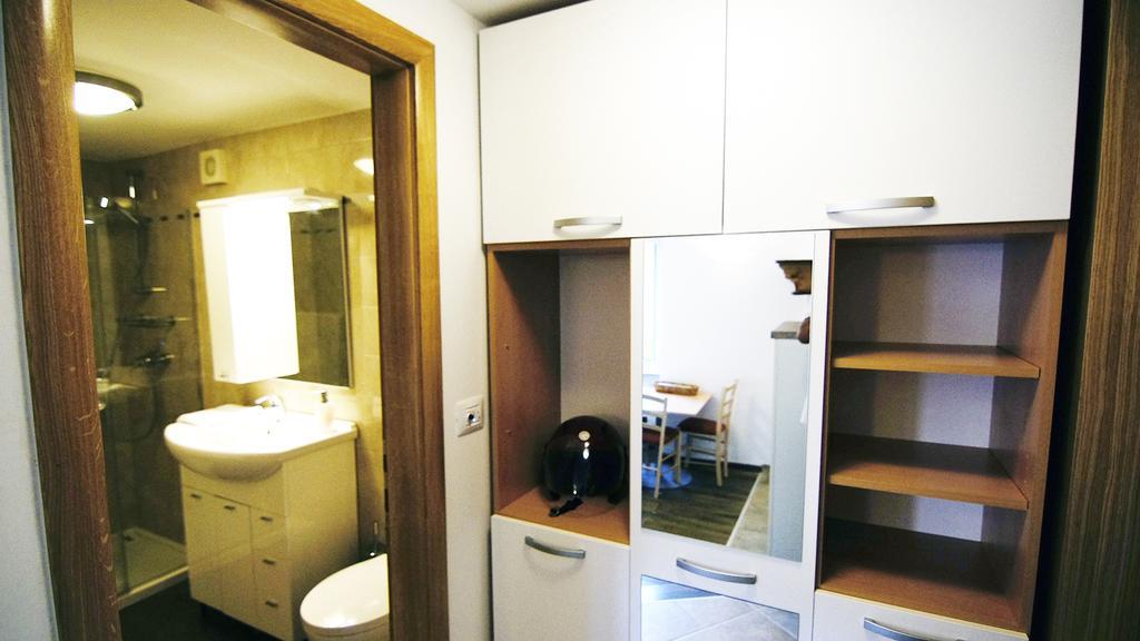 Apartments Calma เซรส ห้อง รูปภาพ