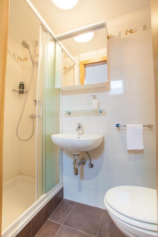 Apartments Calma เซรส ภายนอก รูปภาพ